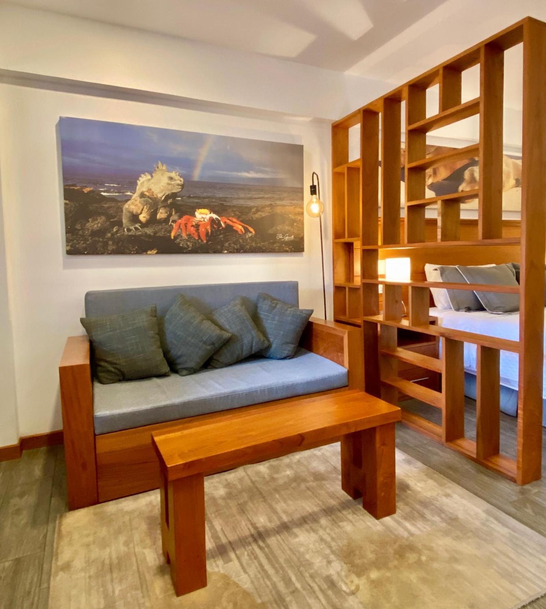 Torre Mar Galapagos Boutique Suites ปูแอร์โตอาโยรา ภายนอก รูปภาพ