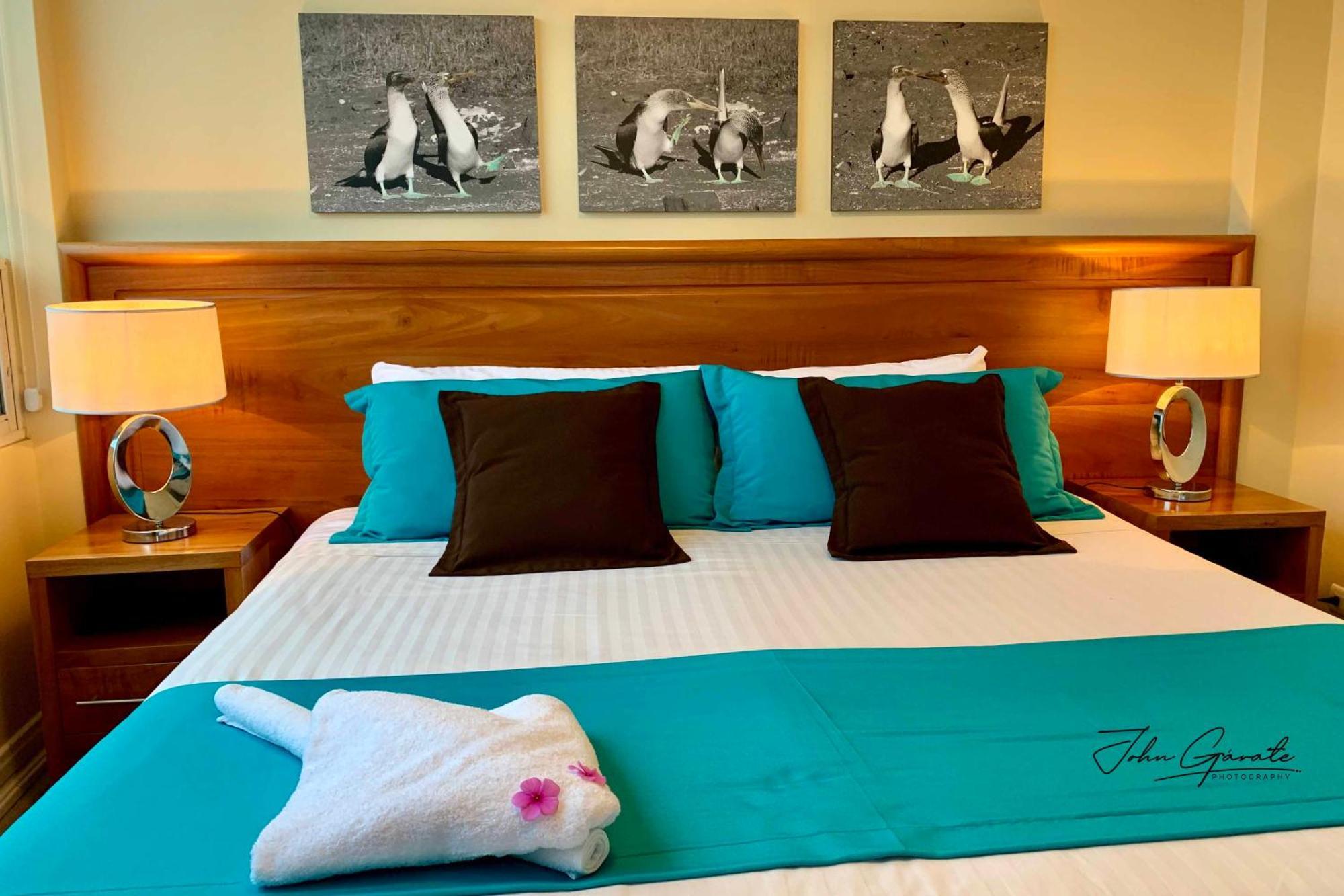 Torre Mar Galapagos Boutique Suites ปูแอร์โตอาโยรา ภายนอก รูปภาพ