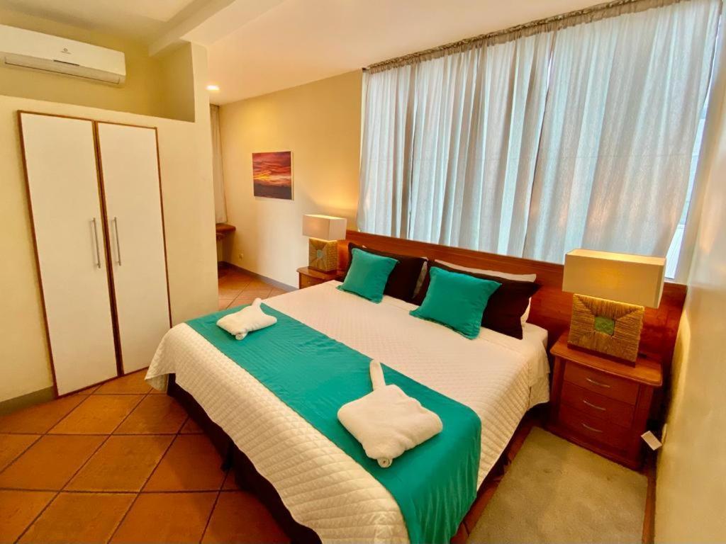 Torre Mar Galapagos Boutique Suites ปูแอร์โตอาโยรา ภายนอก รูปภาพ