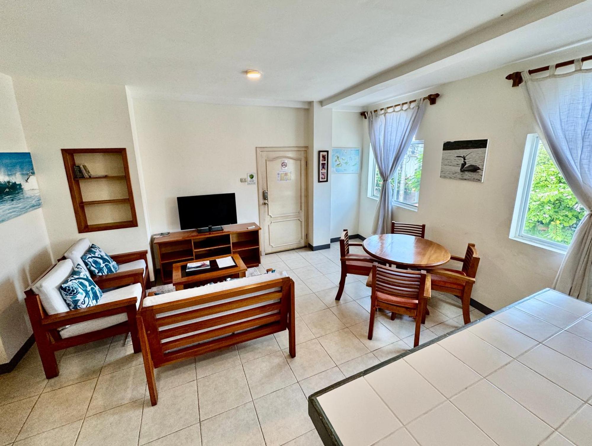 Torre Mar Galapagos Boutique Suites ปูแอร์โตอาโยรา ภายนอก รูปภาพ